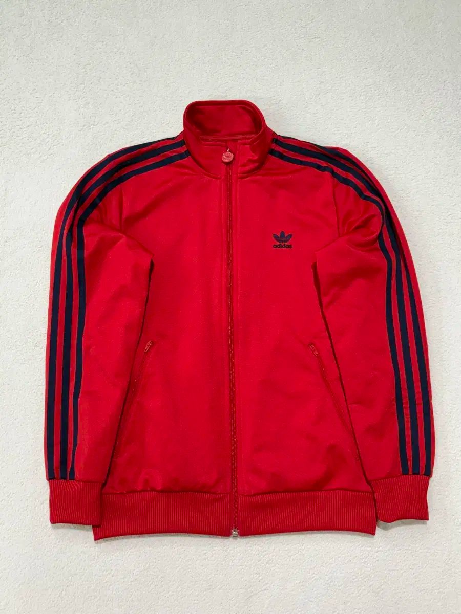 adidas アディダス ファイヤーバード 赤 ネイビー 男性の歯 後ろロゴ ジャージ