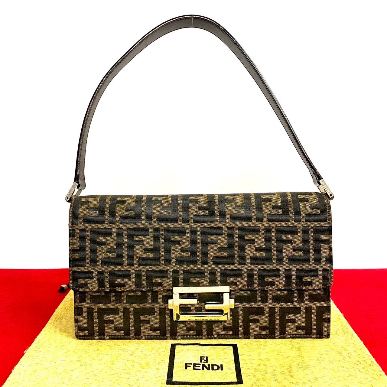 極 美品 FENDI フェンディ ヴィンテージ ズッカ FF ロゴ 総柄 キャンバス レザー ショルダーバッグ ハンドバッグ ブラウン 茶 129-4  - メルカリ