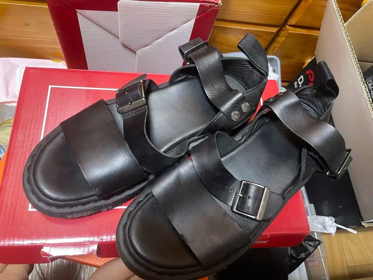 DR. MARTENS ドクターマーチン グリフォン サンダル US8 260