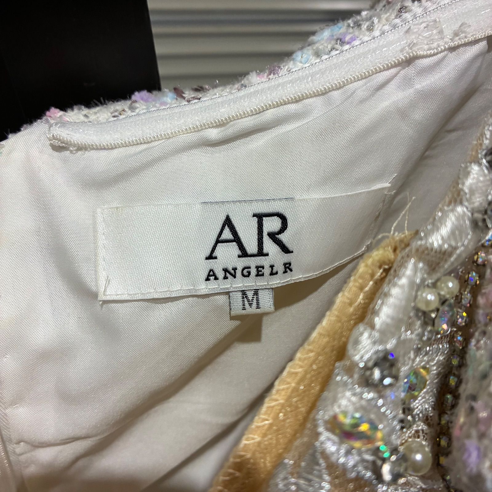 オフショルダー