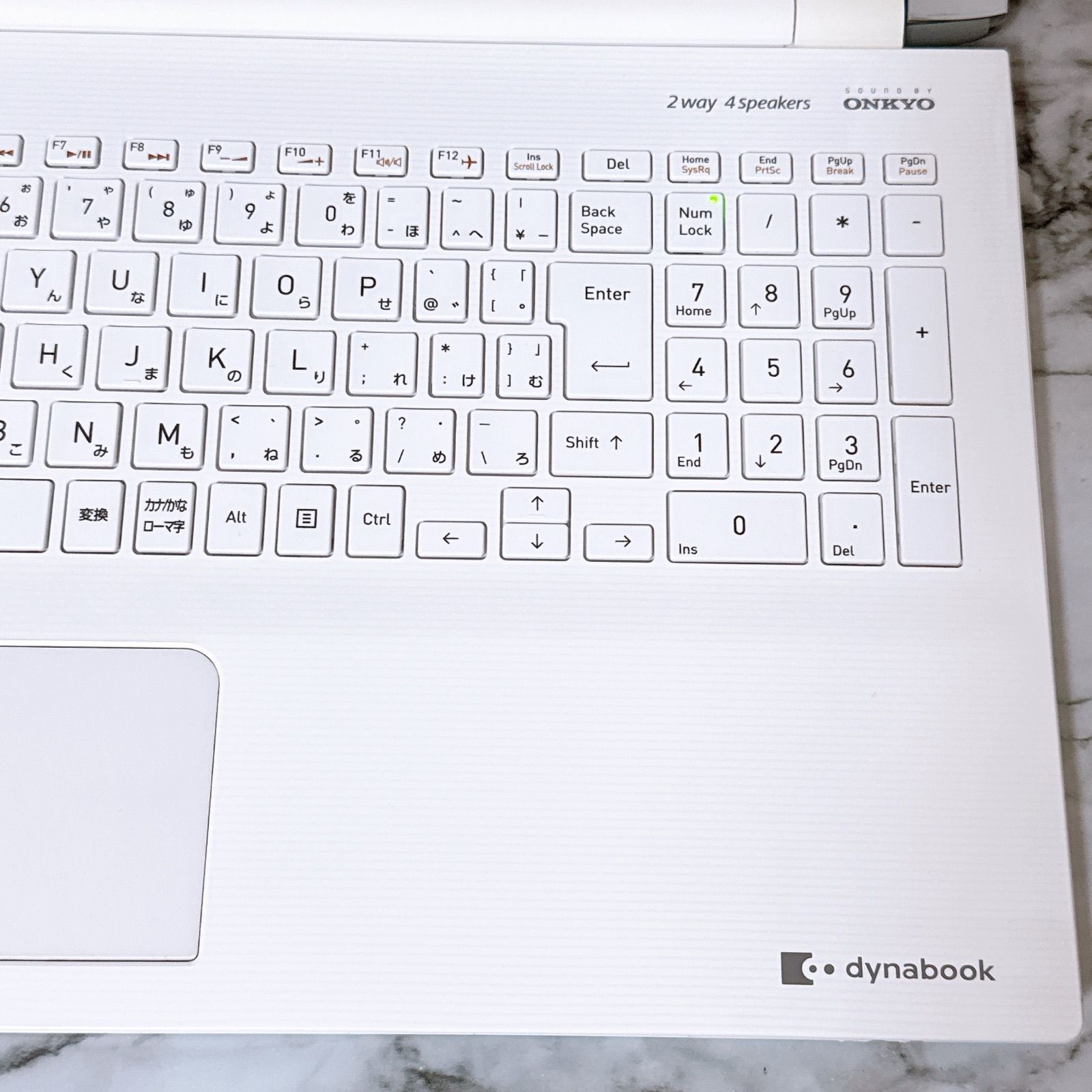 1台限定✨高性能i3＆爆速SSD/メモリ8GB✨カメラ付き 薄型パソコン