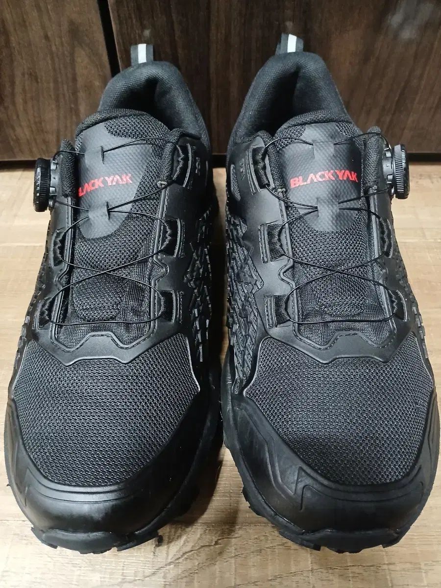 BLACK YAK ブラックヤク 登山靴 ブラック BOA SYSTEM 275mm