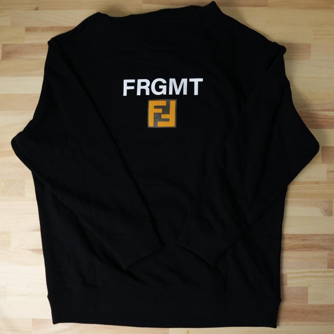 パーカー ブラック