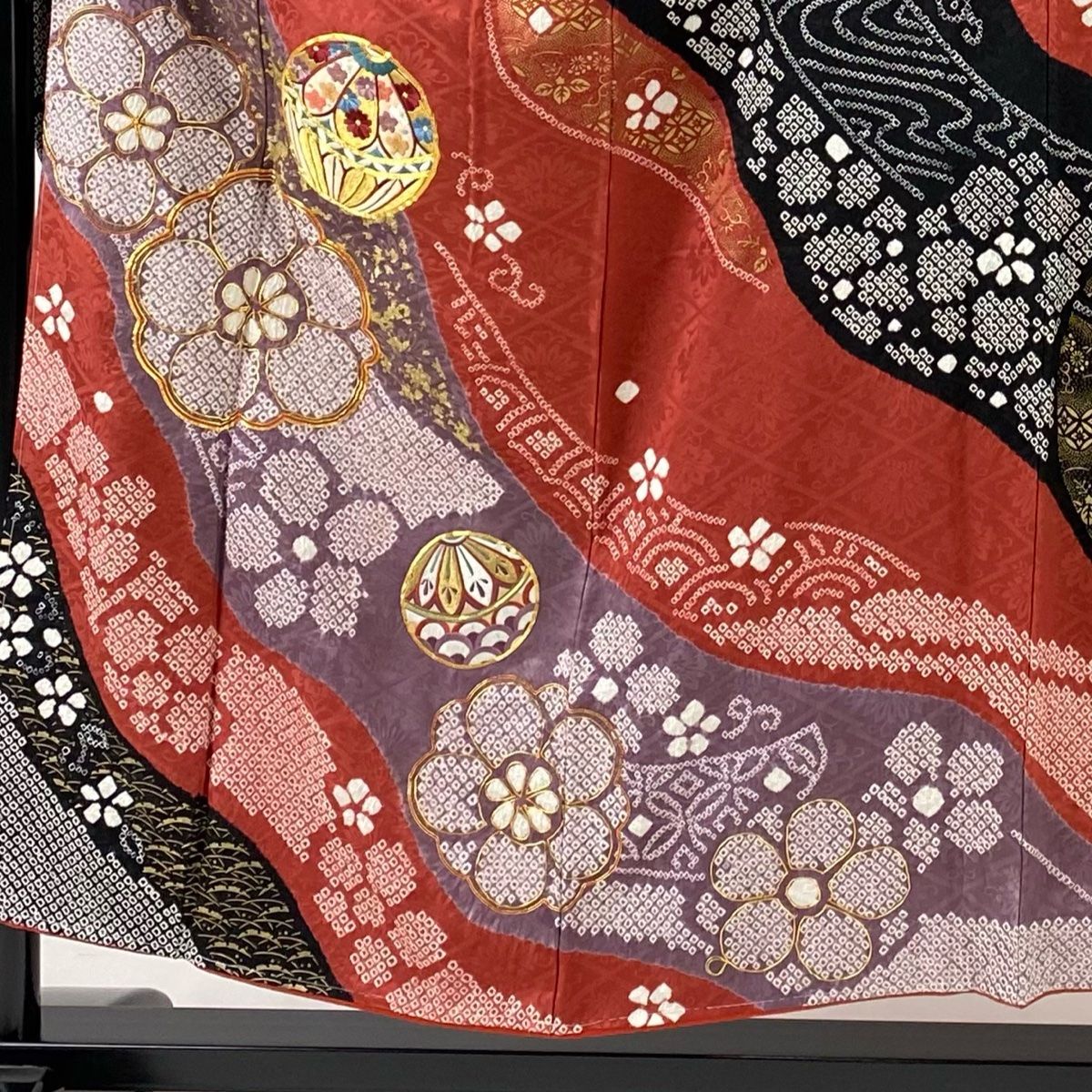 振袖 身丈154cm 裄丈64cm M 袷 鞠 梅 金糸 刺繍 えんじ色 正絹