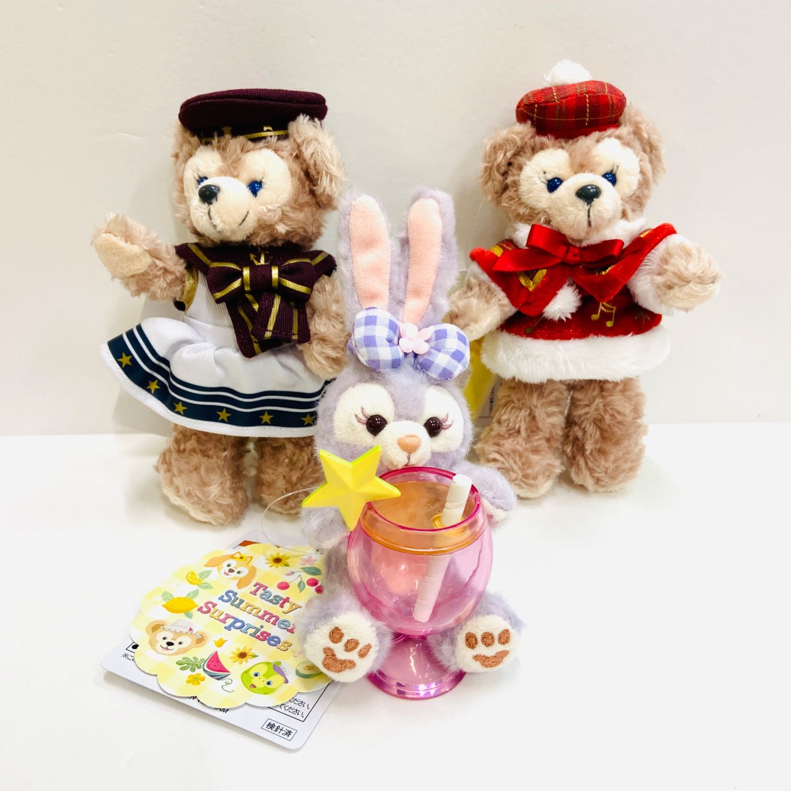 【まとめ売り】新品ダッフィー＆シェリーメイぬいぐるみバッジアンドストラップセット ダッフィー 、シェリーメイ ぬいぐるみバッジセット - メルカリ