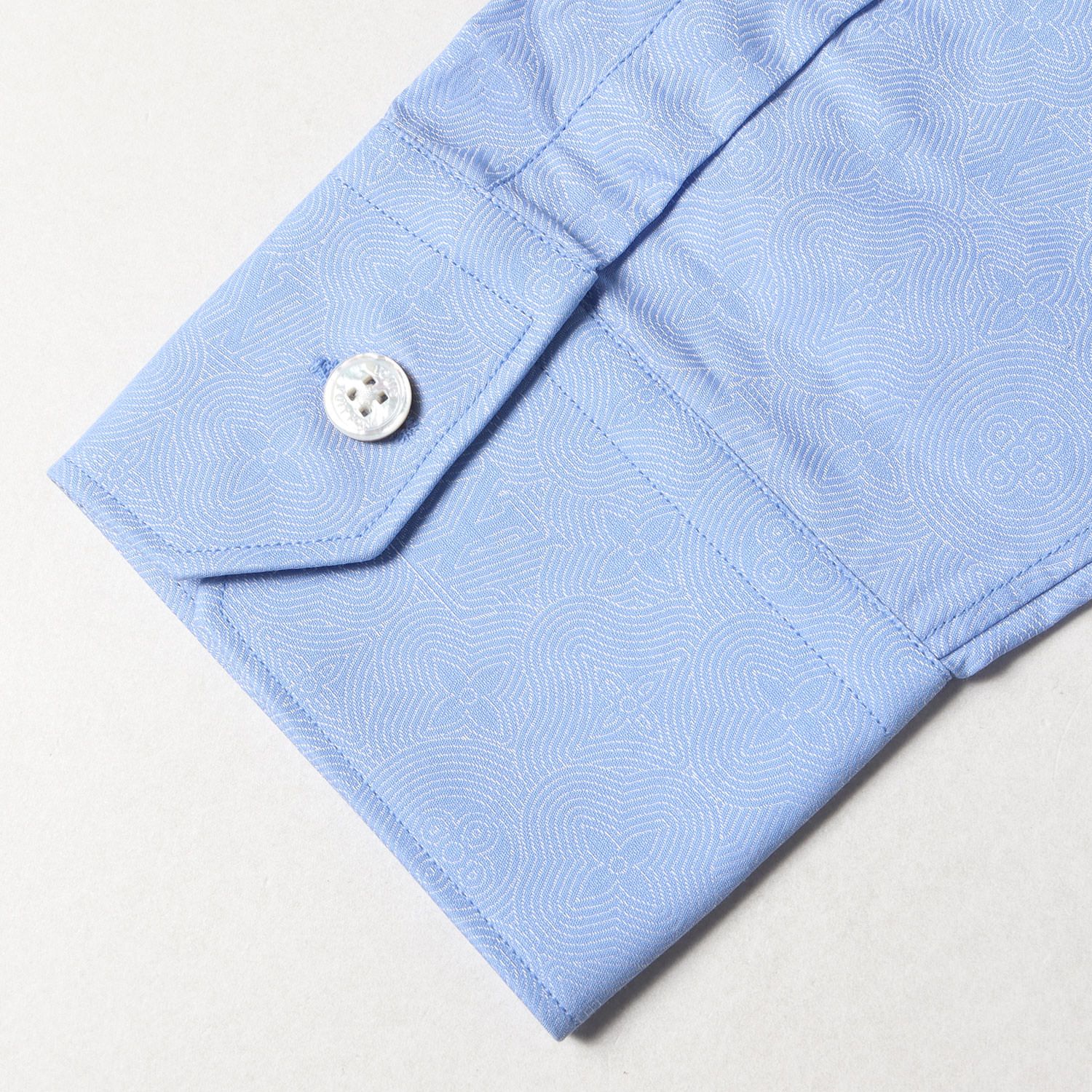 LOUIS VUITTON ルイヴィトン　モノグラムジャガード　シャツ　XXL LOUIS VUITTON ルイヴィトン モノグラムジャガード シャツ XXL