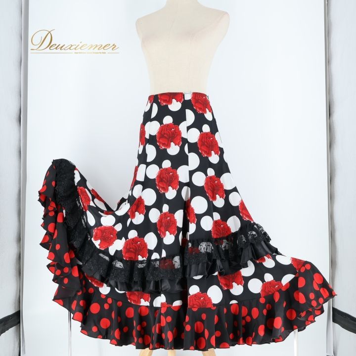 フラメンコ 衣装 ソニアジョーンズ SONIA JOHNES ファルダ スカート ボランテ フリル 薔薇 花柄 ドット 水玉 豪華 ダンス パーティ 発表会 赤 黒 白 ブラック系 レッド系 ホワイト系 フラメンコスカート 薔薇柄 ボランテフリル おしゃれ