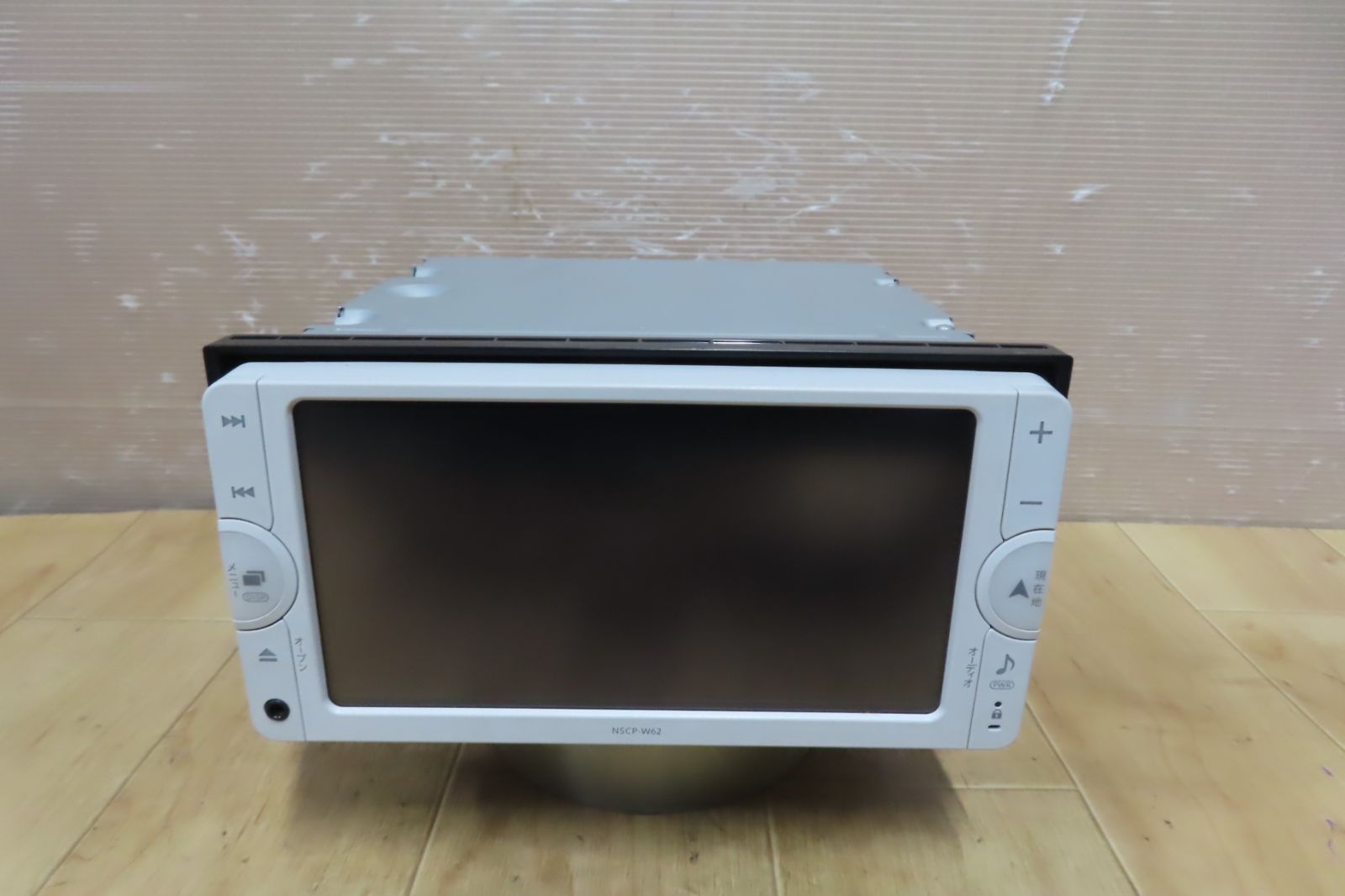 動作保証付☆V9048/トヨタ純正 NSCP-Ｗ62 SDナビ 地図2013年 TV 