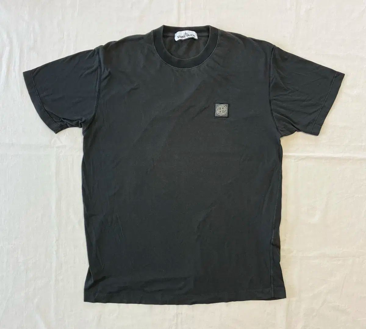 [正規品]STONE  半袖Tシャツ STONE ISLAND(ストーンアイランド) ロゴ パッチ 半袖 Tシャツ 黒