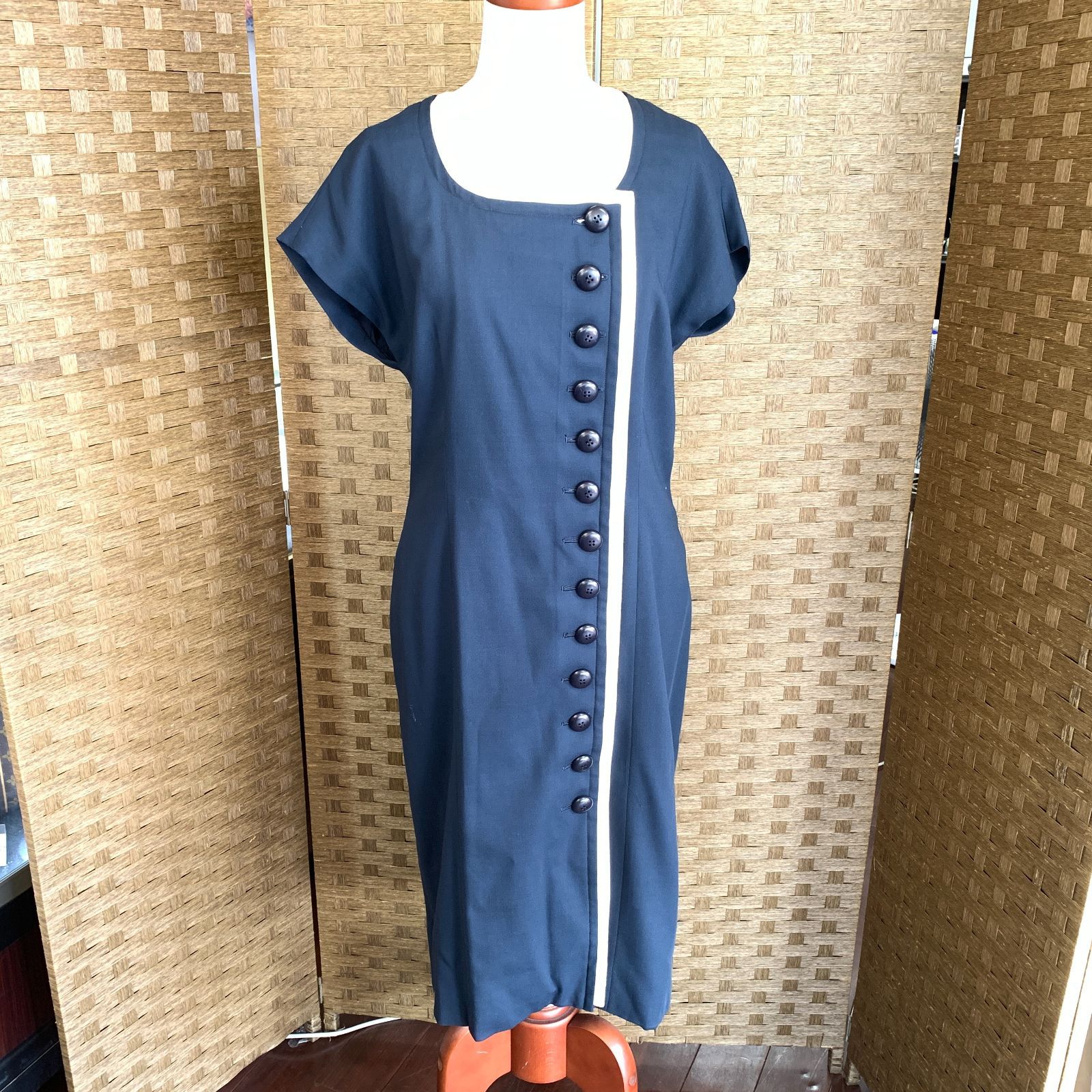 Dior ネイビー ストライプ ノースリーブトップ Dior ネイビー ストライプ ノースリーブトップ