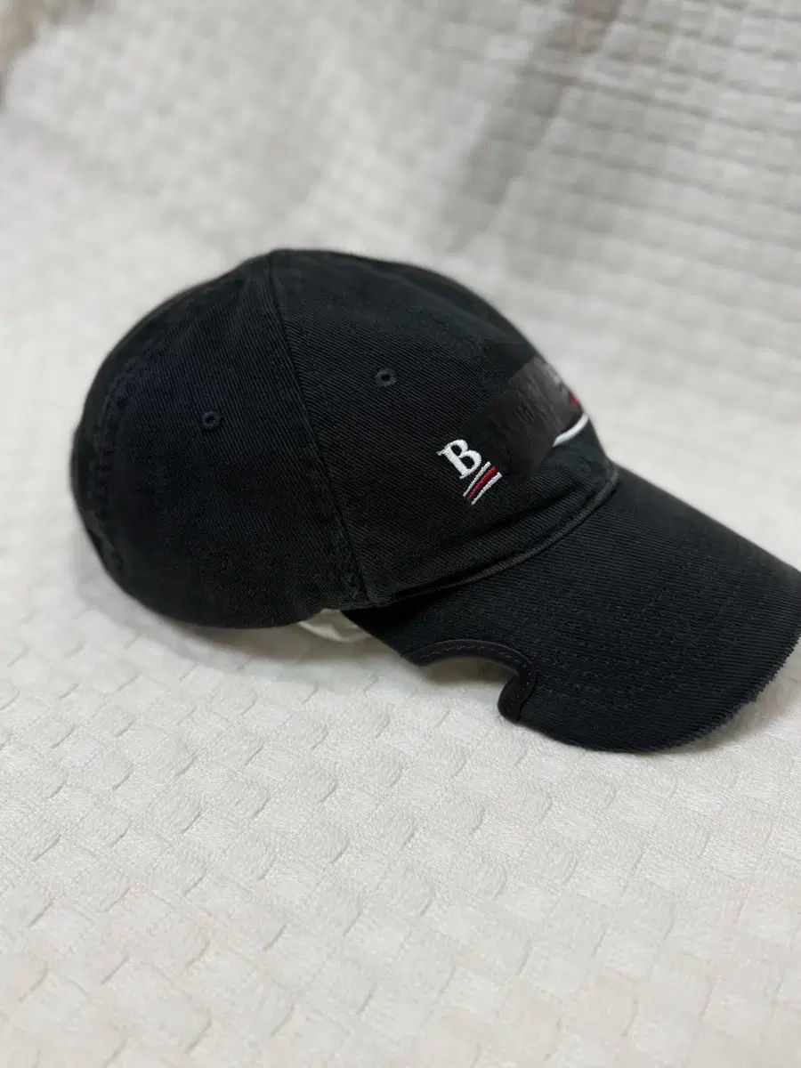 バレンシアガ ファー ボールキャップ 59L NICORILABO_COM