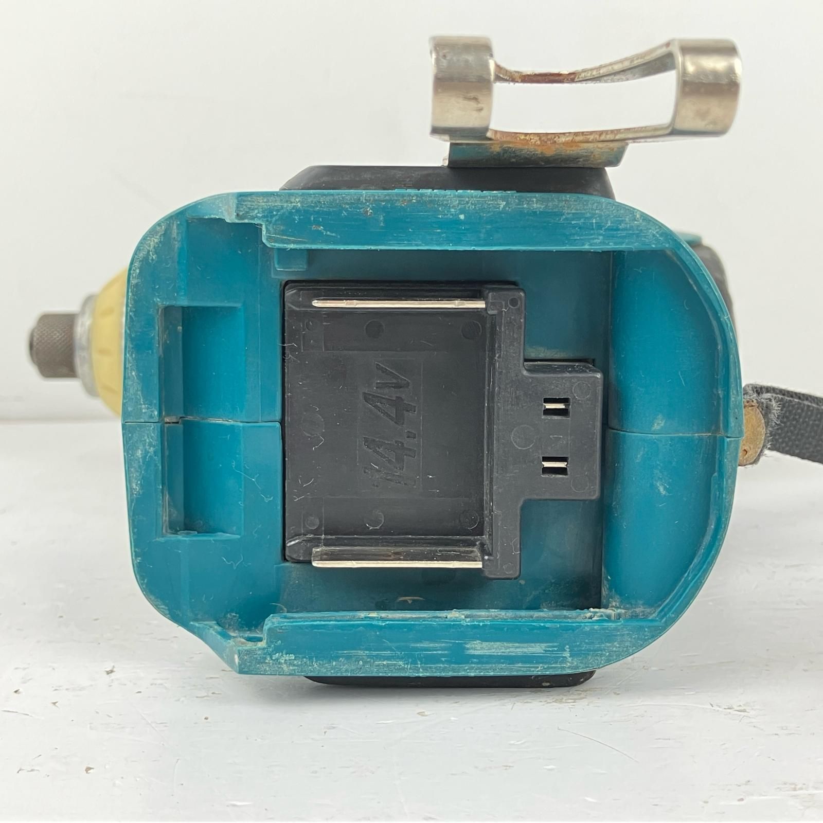 充電式インパクトドライバ