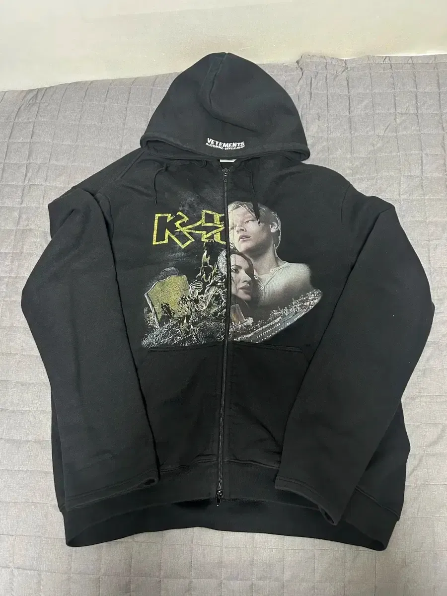 2025年最新】vetements タイタニックの人気アイテム - メルカリ