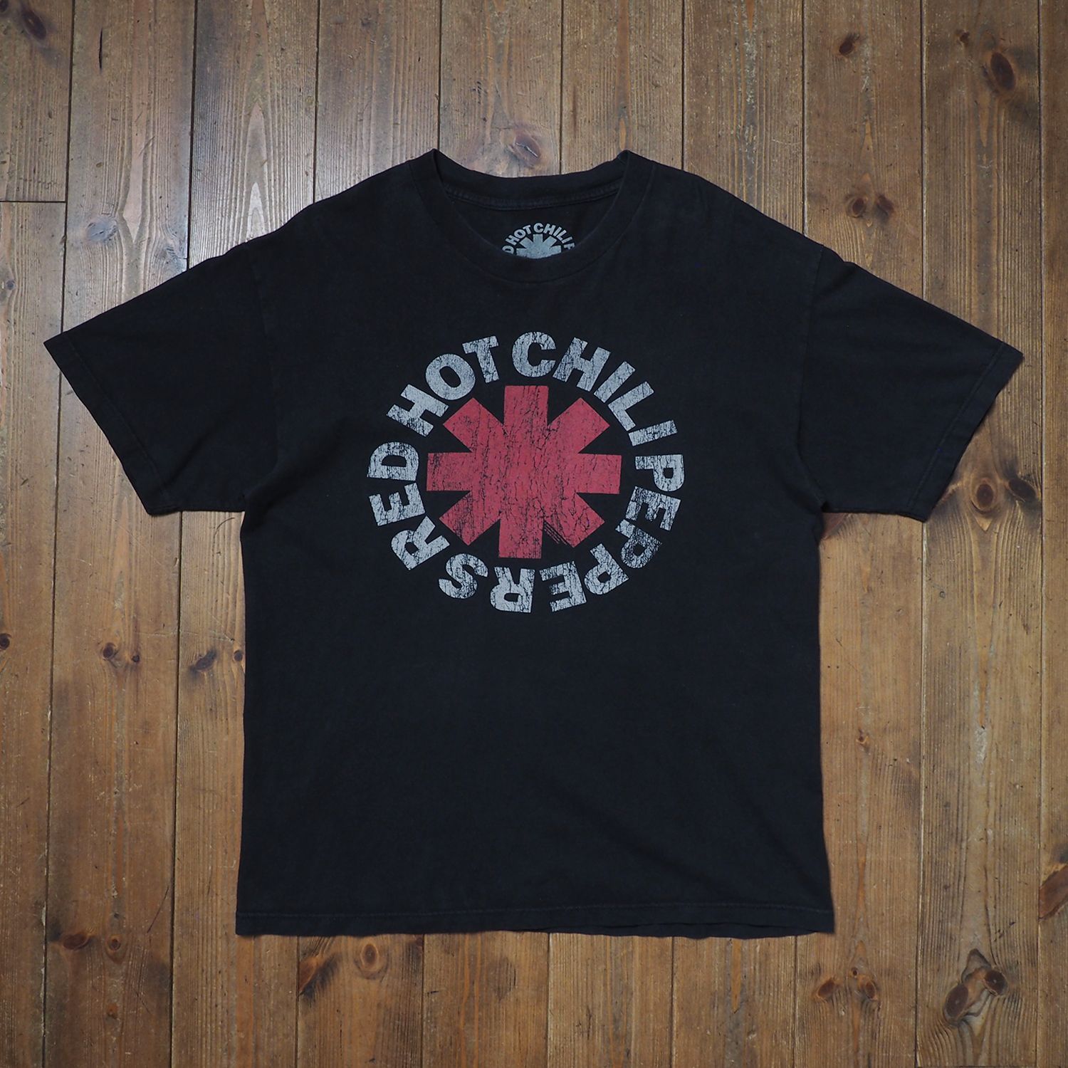 レッチリ00s ビンテージ 黒 ロゴTシャツ バンドT レッチリ00s ビンテージ 黒 ロゴTシャツ バンドT THRIFTY LOOK