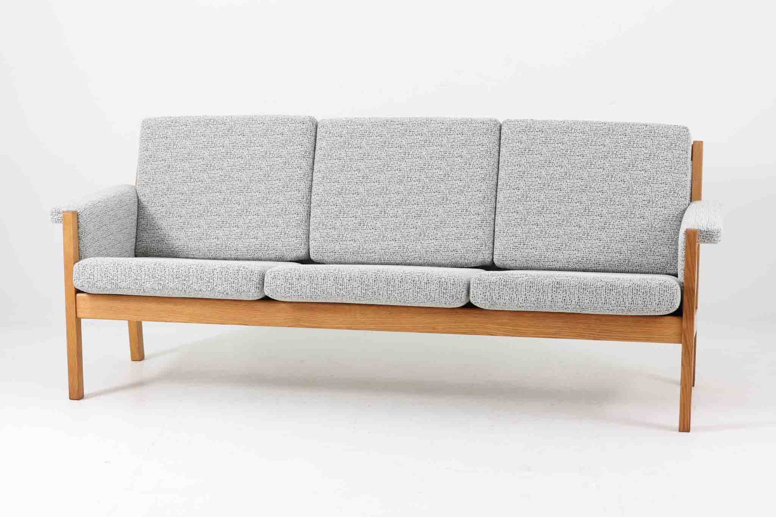 Hans J.Wegner(ハンス・J・ウェグナー)　GE50　トリプルソファ/3人掛けソファ　オーク材　GETAMA/ゲタマ/DK17135
