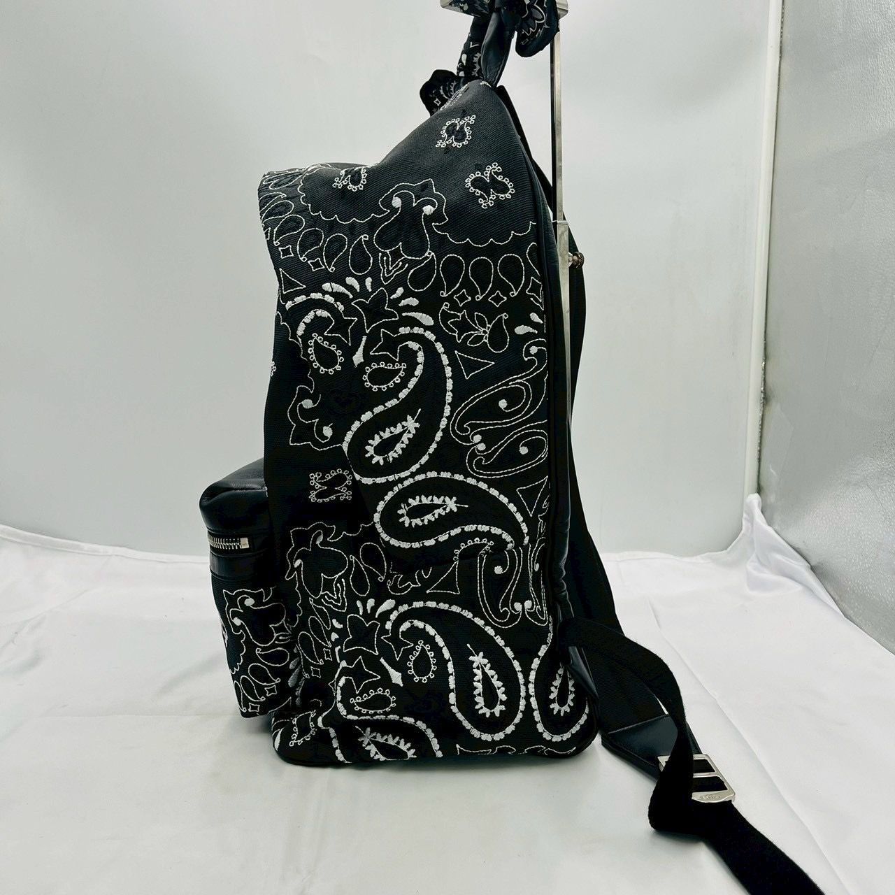 ❗️✨未使用品✨❗️】 AMIRI キャンバス×レザー バックパック 黒白