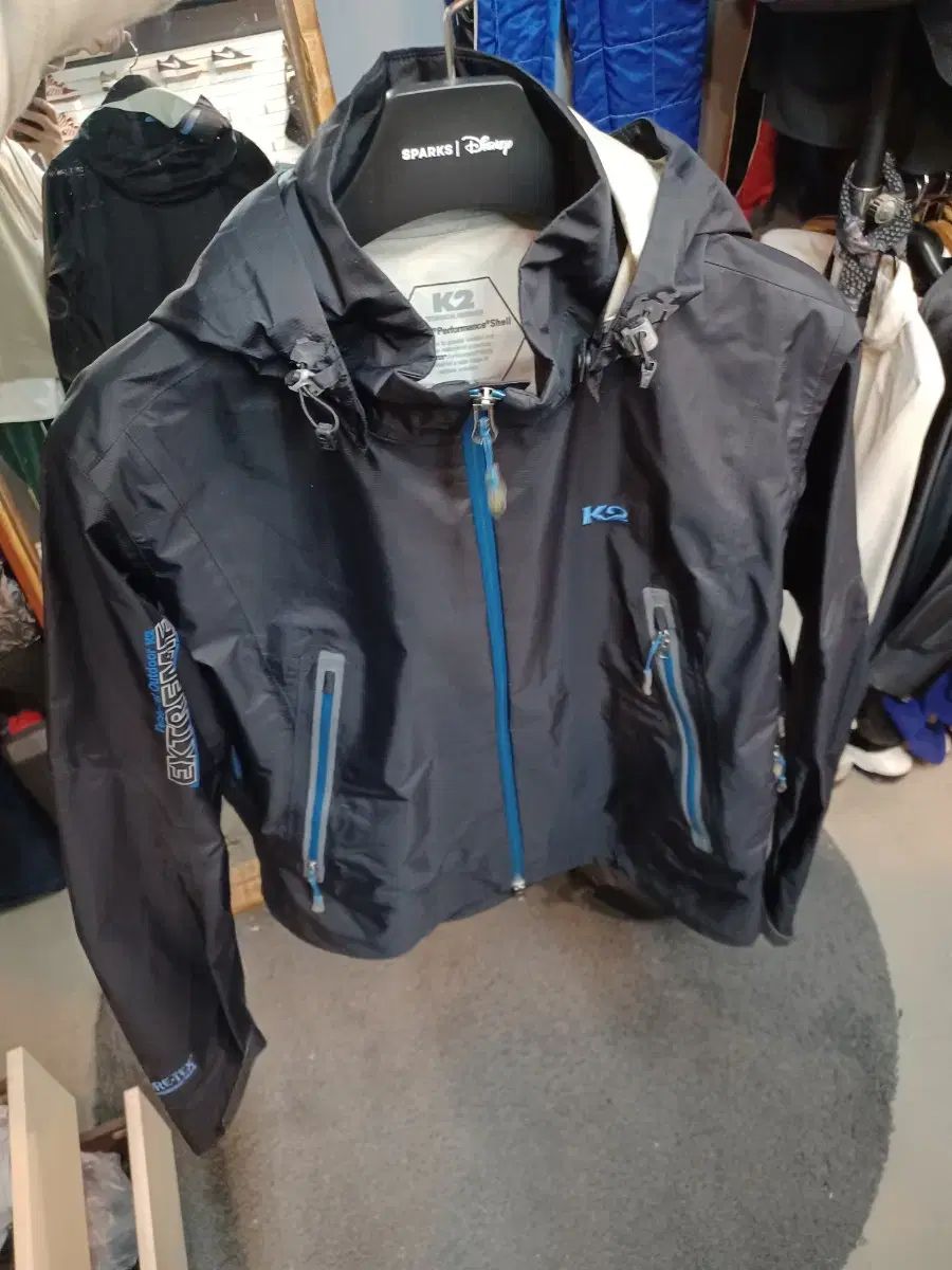 GORE-TEX₍ゴアテックス