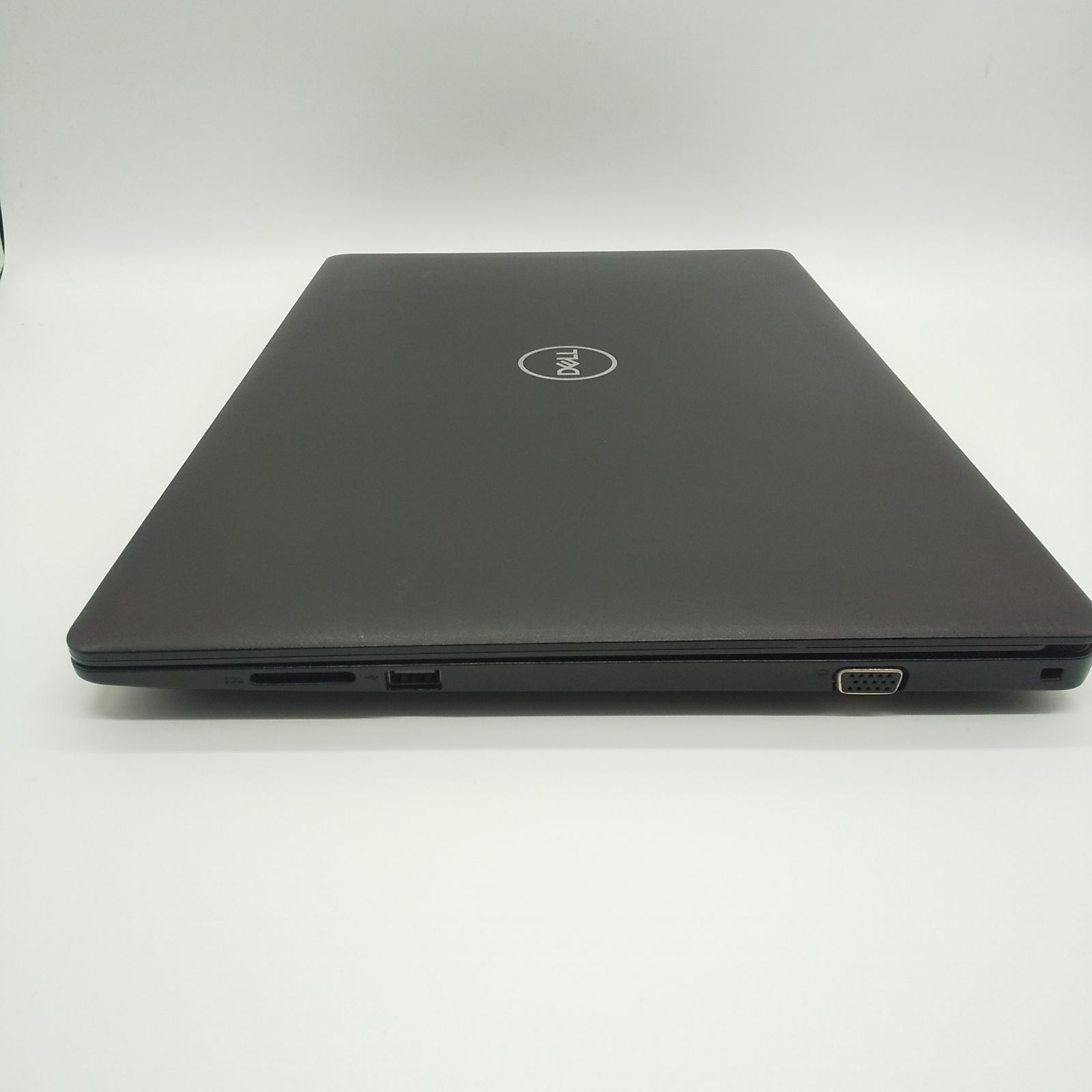 Dell Latitude 3590 Core i5-8250U メモリ8GB SSD256GB 15.6型