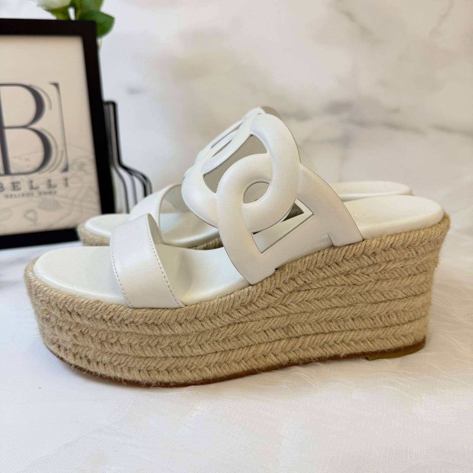 新品　エルメス　イテア　サンダル　37 鑑定済み【 新品 】エルメス 《 イテア 》 37 ( 24cm程度 ) ホワイト