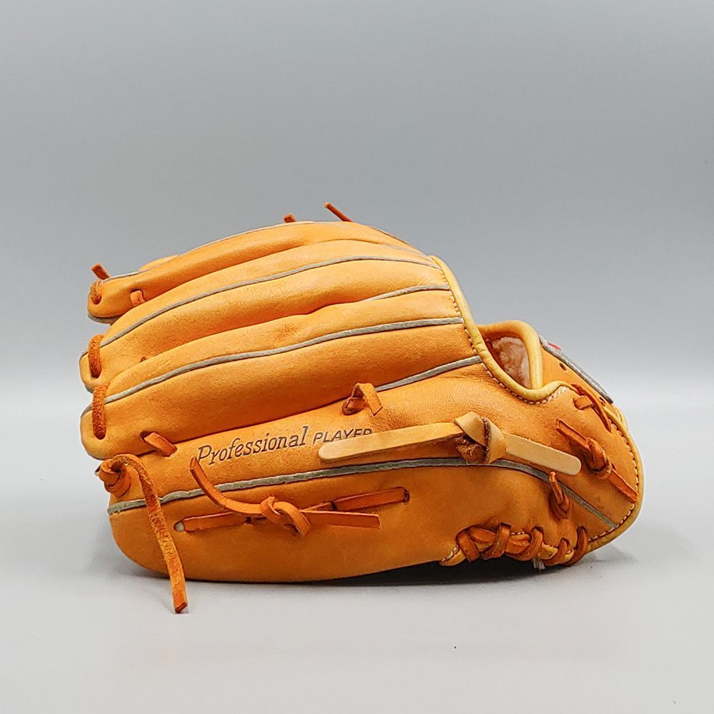 Slugger 軟式グローブ クリーニング済み 】 スラッガー 軟式グローブ / 投手用 型付け