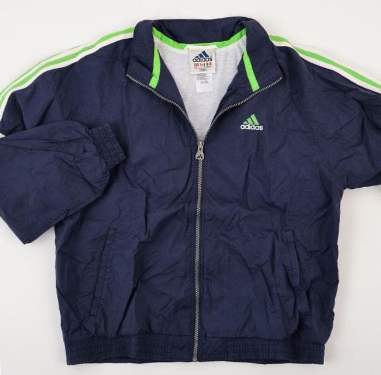 あいみょん 着用 90s アディダス ナイロンジャケット ネイビー