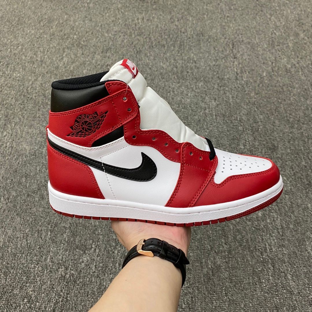 NIKE AIR JORDAN 1 RETRO HIGH OG 555088-101 ナイキ エア ジョーダン 1 レトロ ハイ オリジナル シカゴ CHICAGO WHITE/BLACK-VARSITY RED(2015)