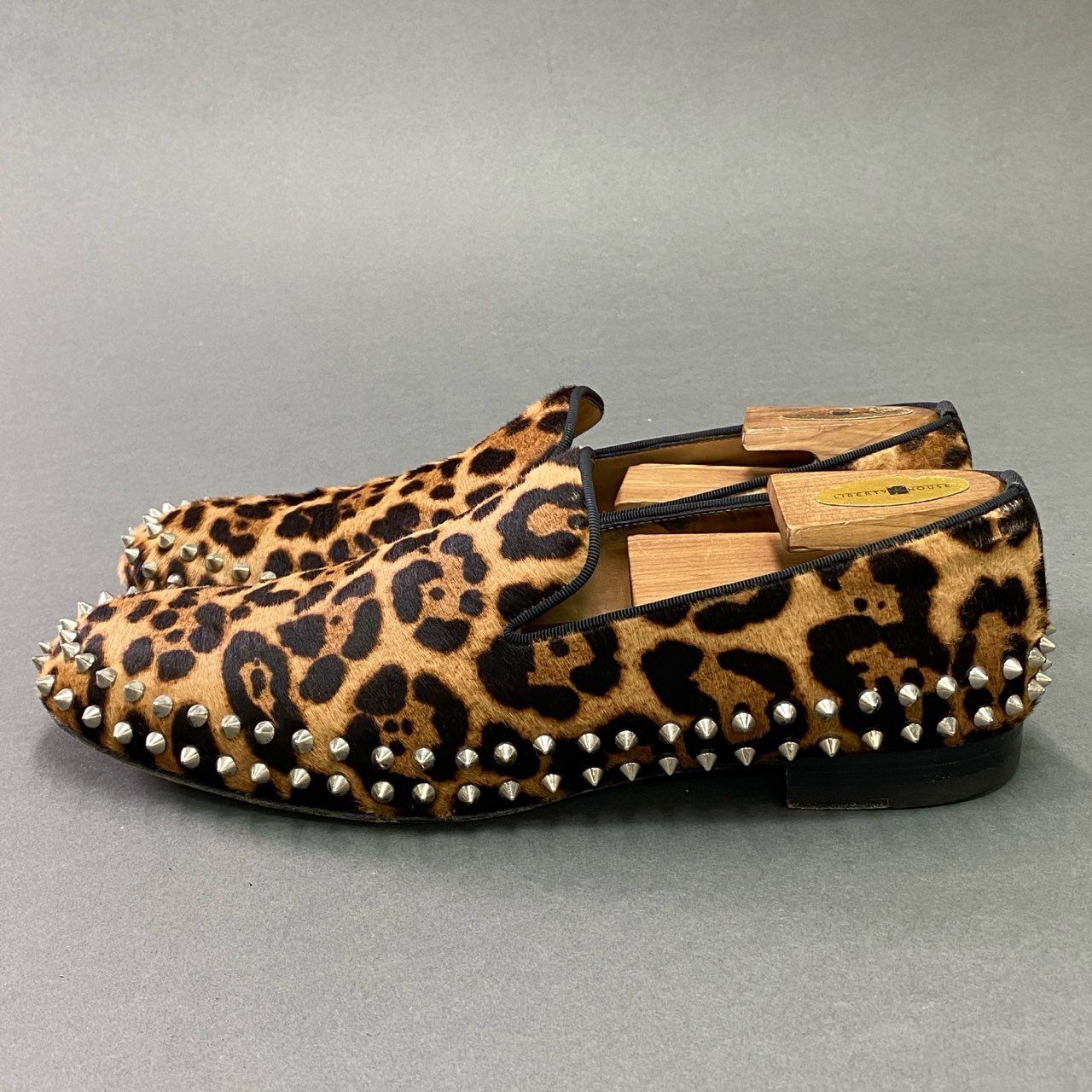 クリスチャンルブタン フラットシューズ 刺繍 レオパード 24cm 7c19 Christian Louboutin クリスチャンルブタン ハラコ
