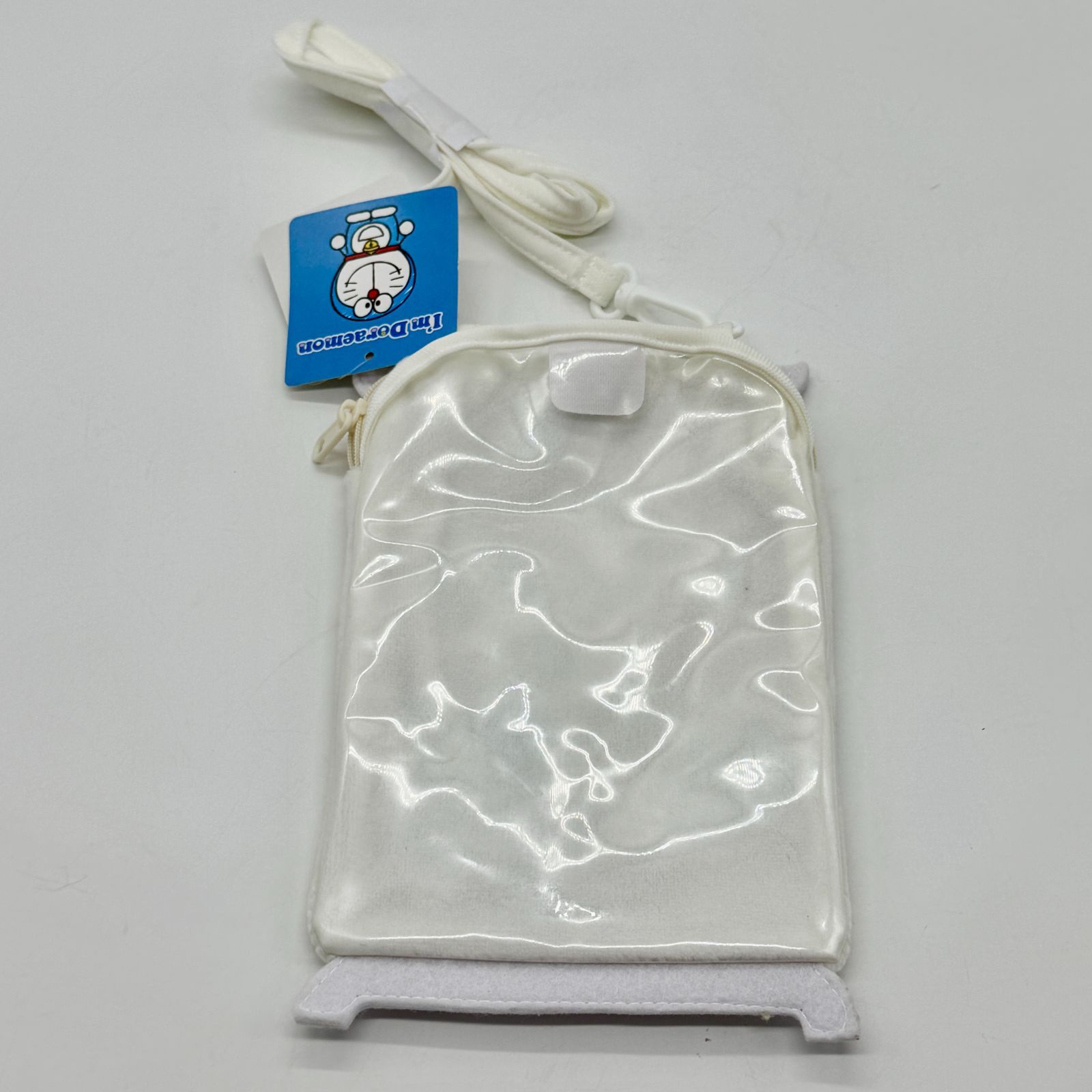 未使用品】【希少品】ドラミちゃん ポシェット 白 ホワイト