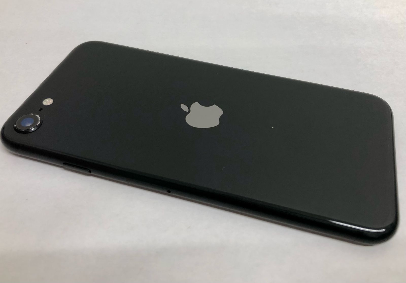 iPhone SE 第2世代 ブラック simなし iPhoneSE-2 端末本体 マッドブラック SIMなし iPhone SE (第2