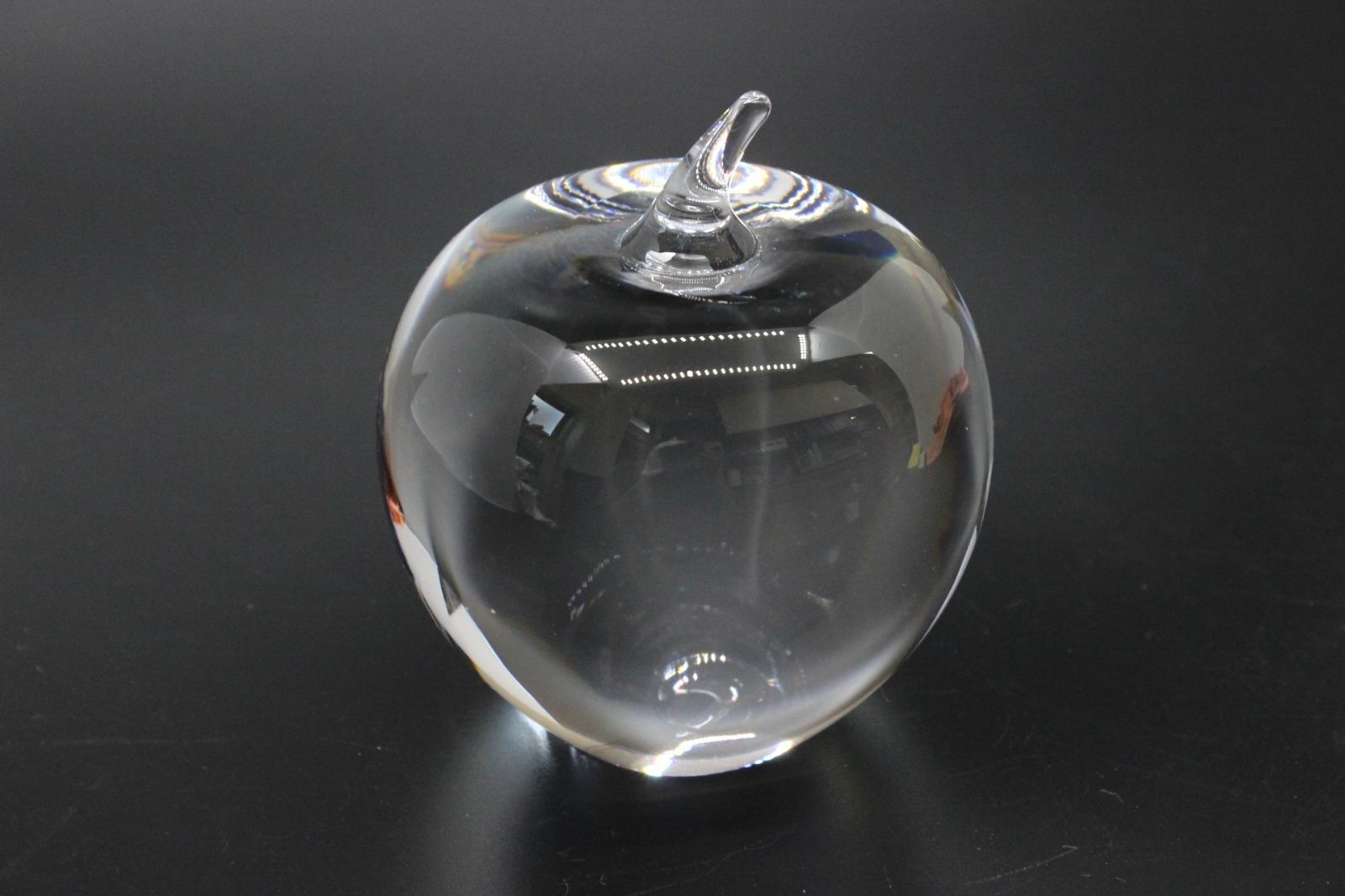 ティファニー ペーパーウェイト 卸売 アップル リンゴ クリア オブジェ