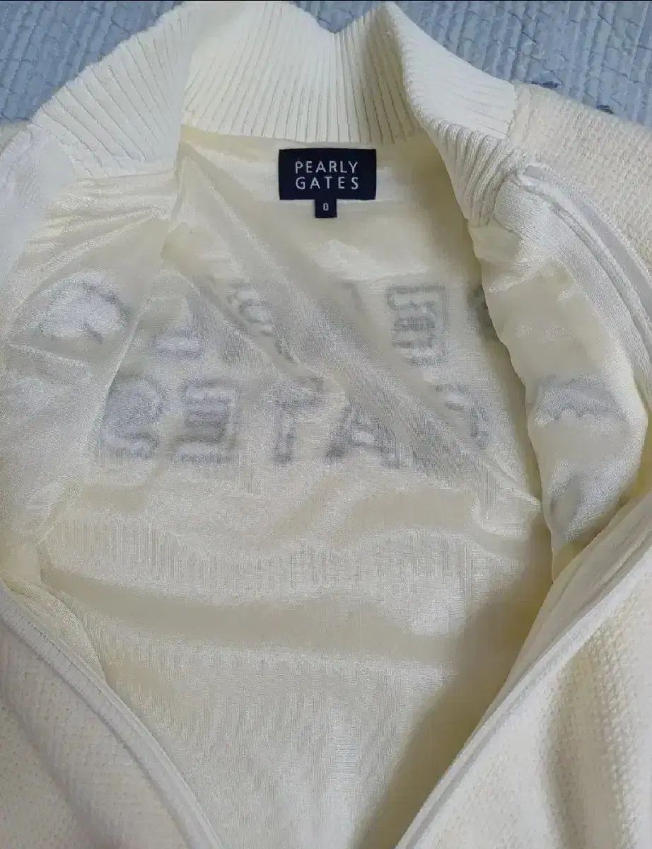 パリゲイツニットジャンパー防風ジャケット