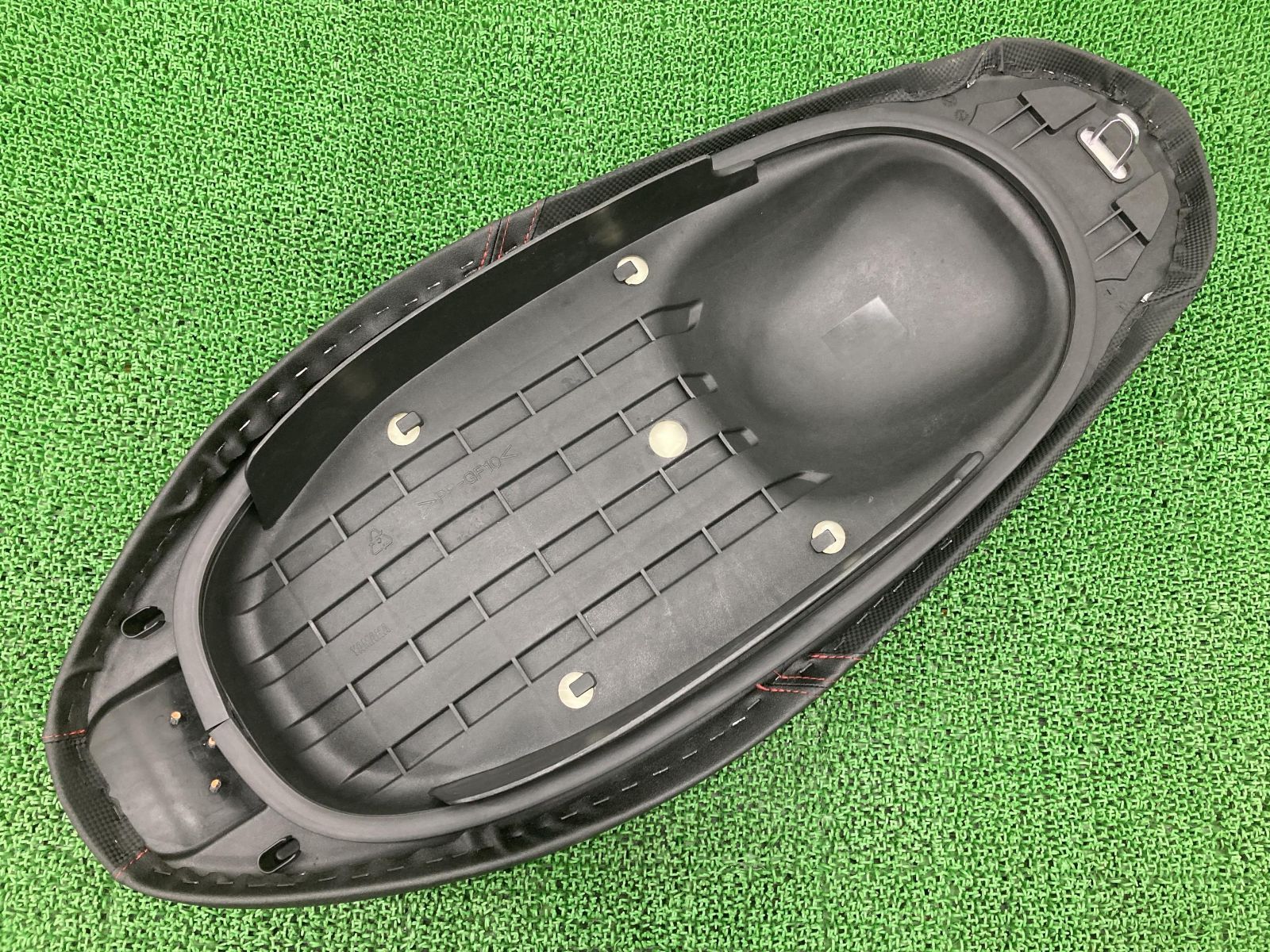 マジェスティS SG52J ノーマルシート マジェスティS シート ヤマハ 純正 中古 バイク 部品 SG52J