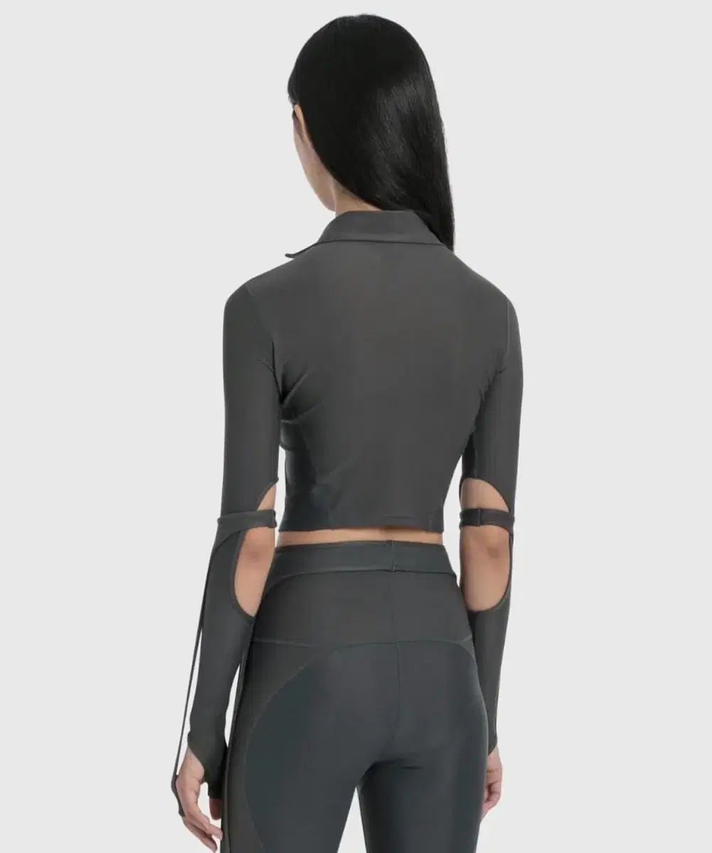 HYEIN SEO ヘインソ ハーフ ジップアップ スポーツ トップス