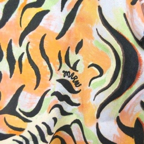 ハーフパンツ オレンジ