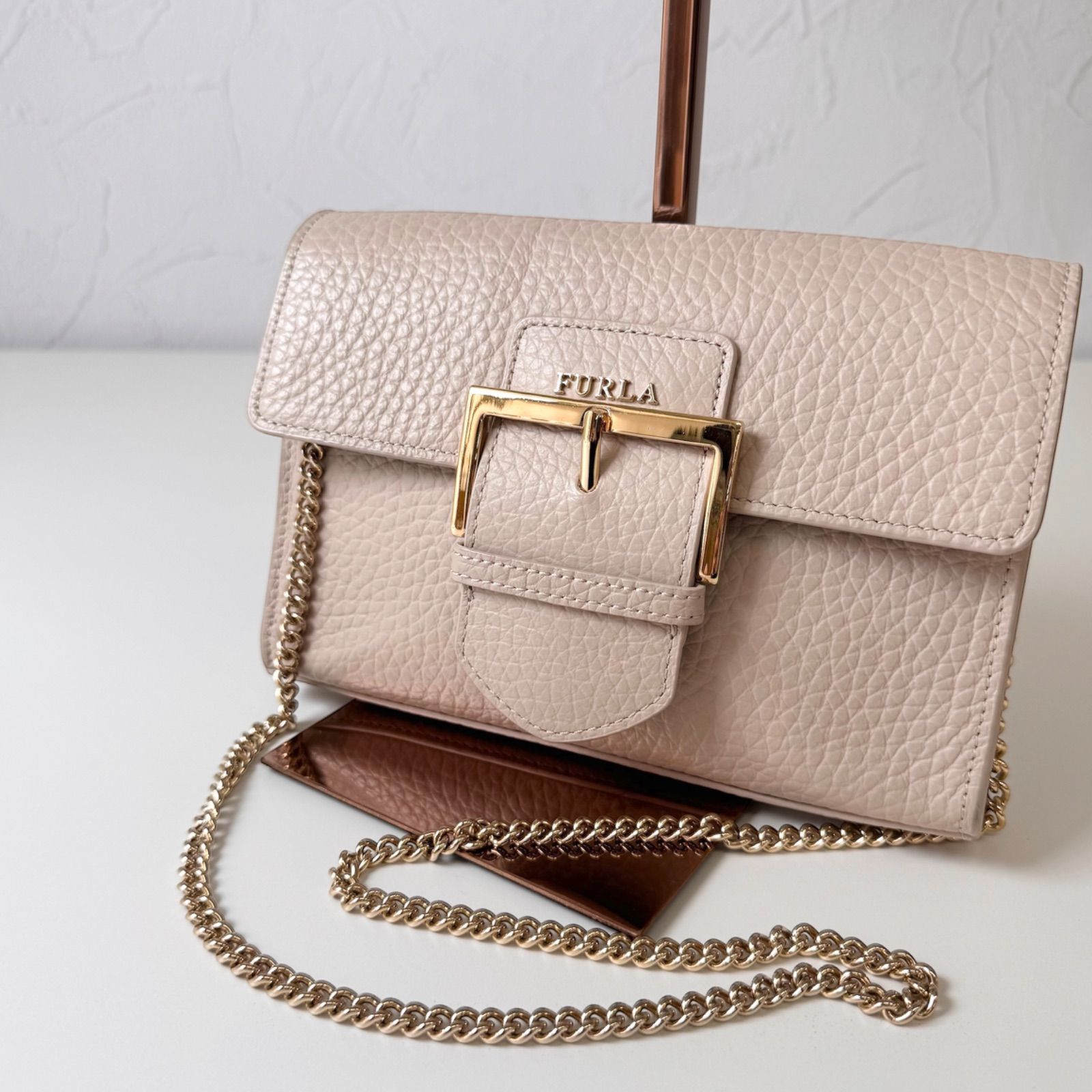 FURLA チェーンショルダーバッグ ✨Bランク FURLA チェーンショルダーバッグ ショルダーバッグ