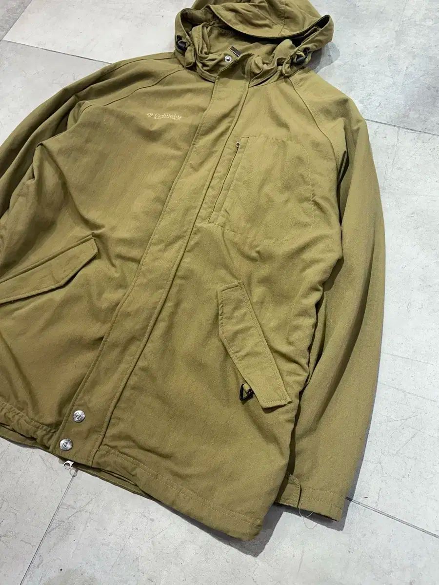 コロンビア ブラウン