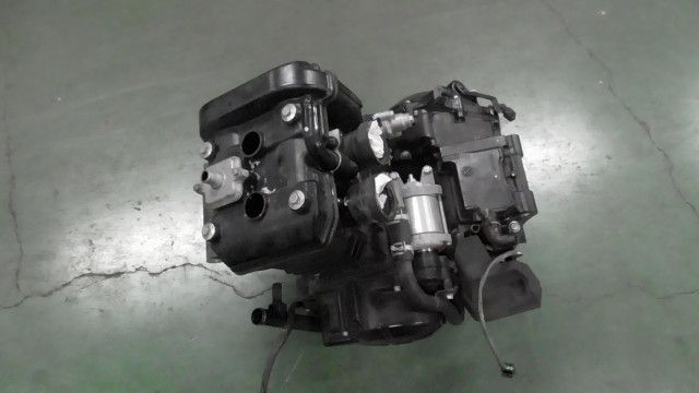 ヴェルシスX250 LE250D-A03xxx の エンジン 1761092468