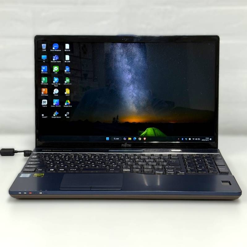 富士通 Core i7-1165G7 SSD1TB+HDD1TB メモリ32GB 富士通 Core i7