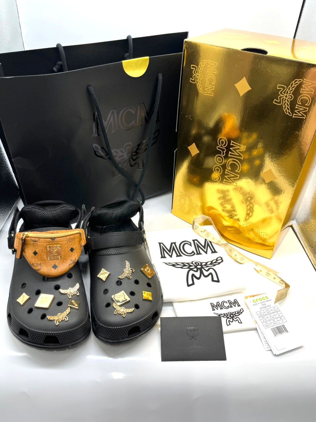 美品】MCM x CROCS クロッグ サンダル コラボ 26~27cm相当 - メルカリ