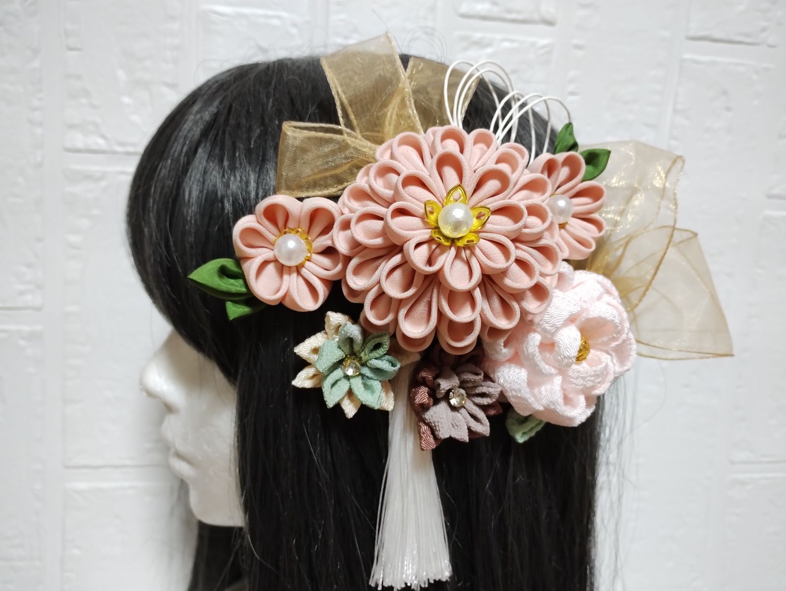 髪飾り　髪飾りピンク　髪飾りくすみピンク　成人式髪飾り　卒業式髪飾り　七五三髪飾り　つまみ細工髪飾り　袴髪飾り