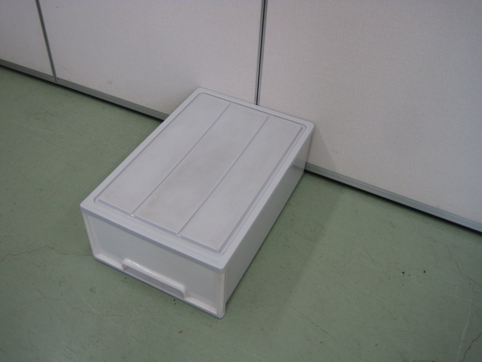 収納ケース（R5-106 配送不可、現地引取のみ、リユース品）