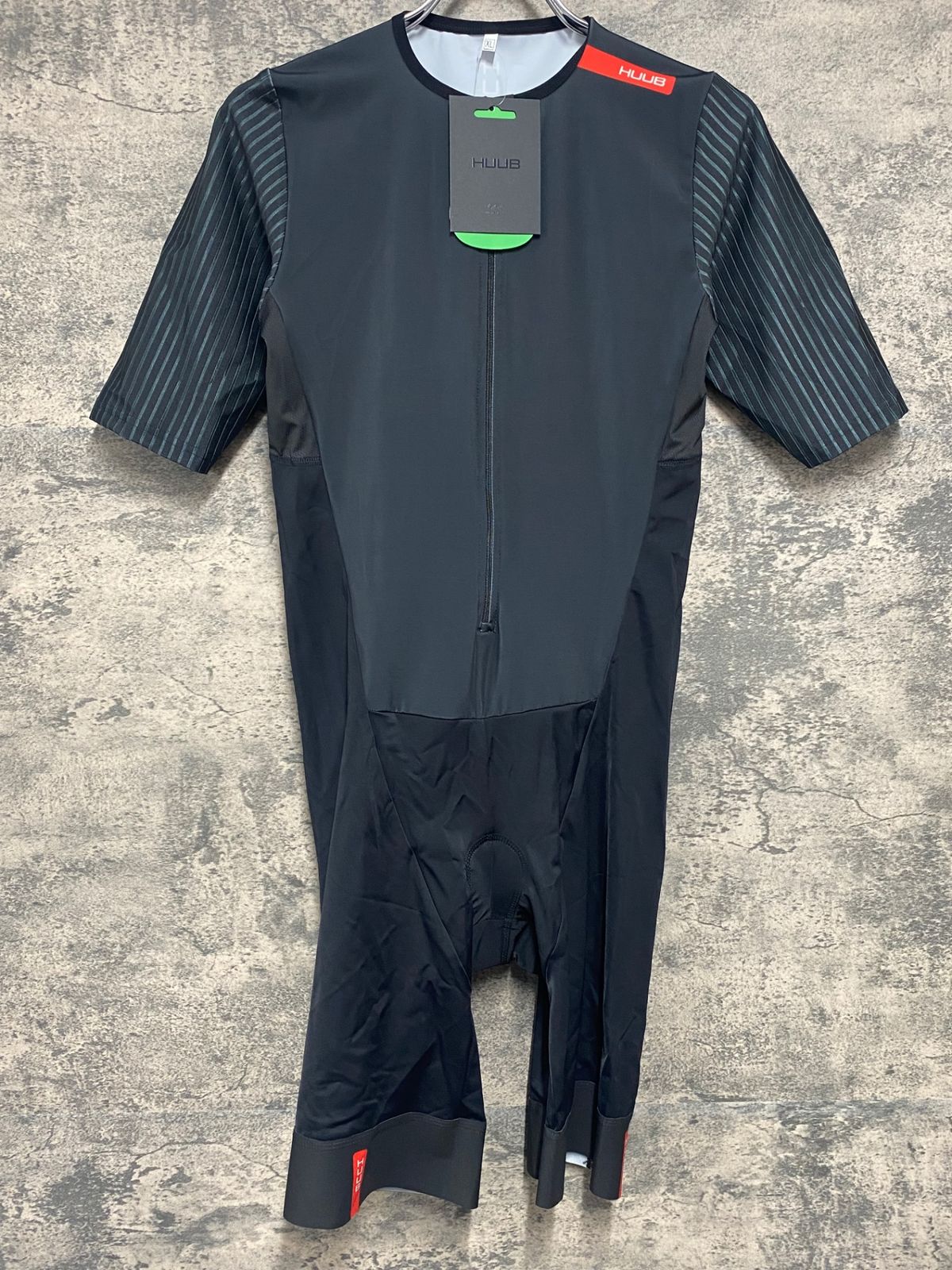 IY377 フーブ HUUB トライスーツ ETERNAL AERO LC TRISUIT XL