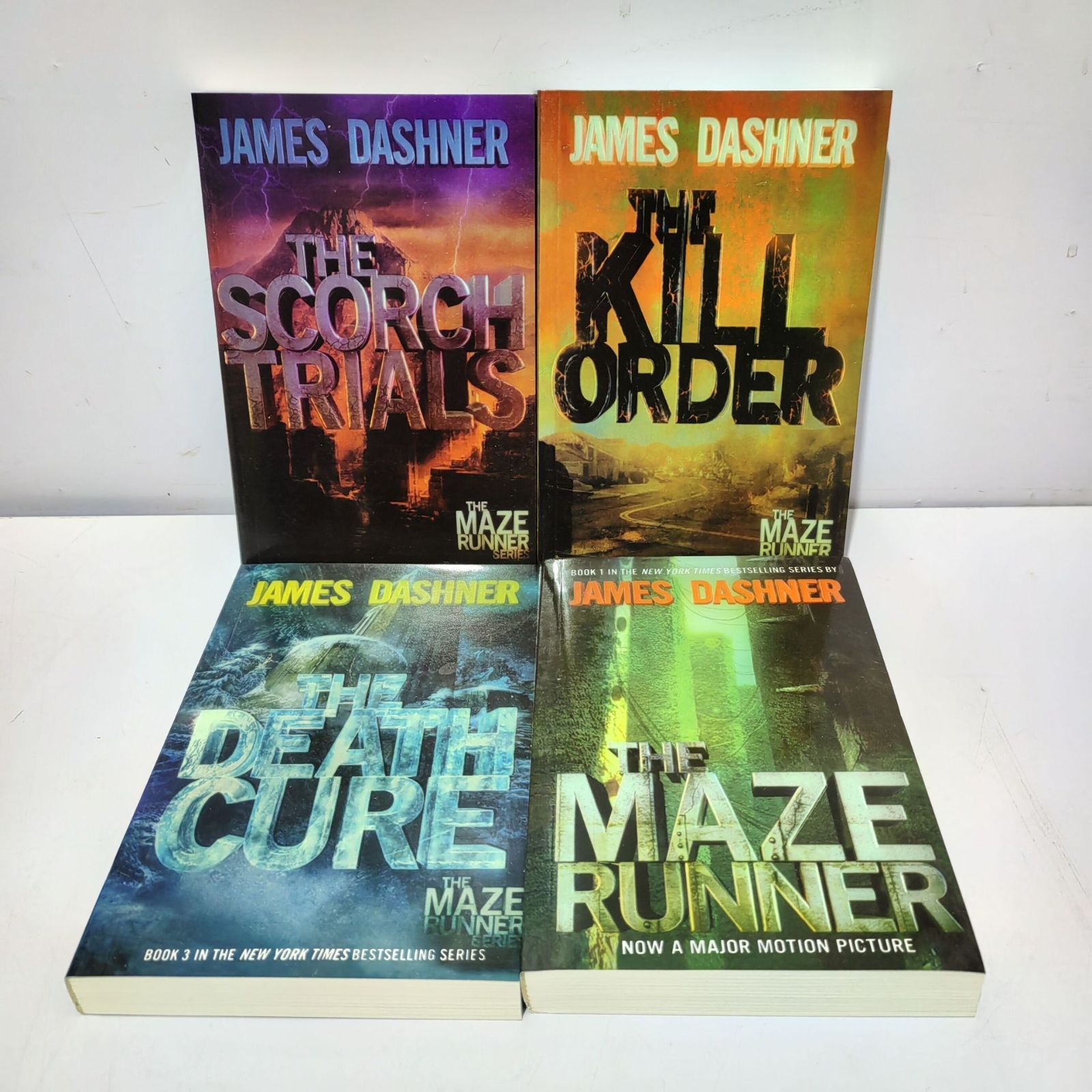 The Maze Runner Seriesシリーズ 4巻セット  (4-Book)