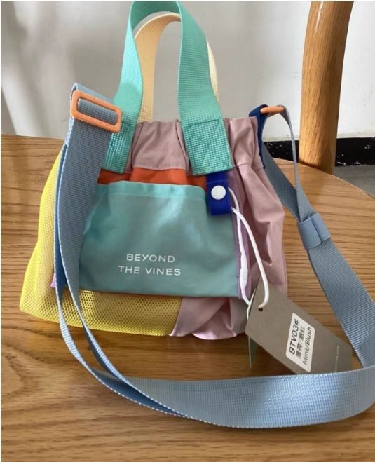 新品BEYOND THE VINES ショルダーバッグ - メルカリ