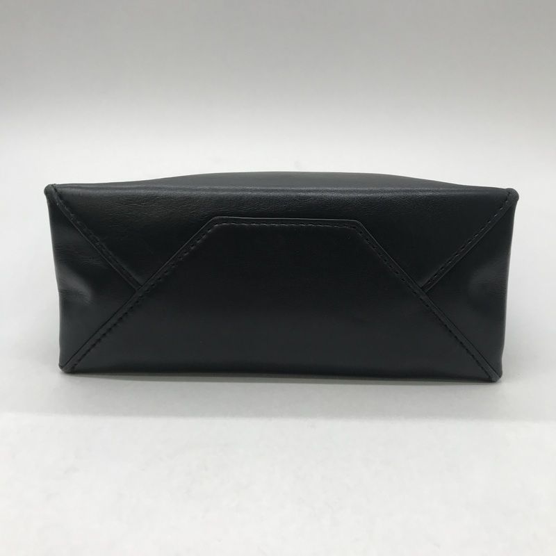 【美品】ディーゼル　ヘルメットバッグ　2way　エンボスロゴ　レザー　ブラック バッグ