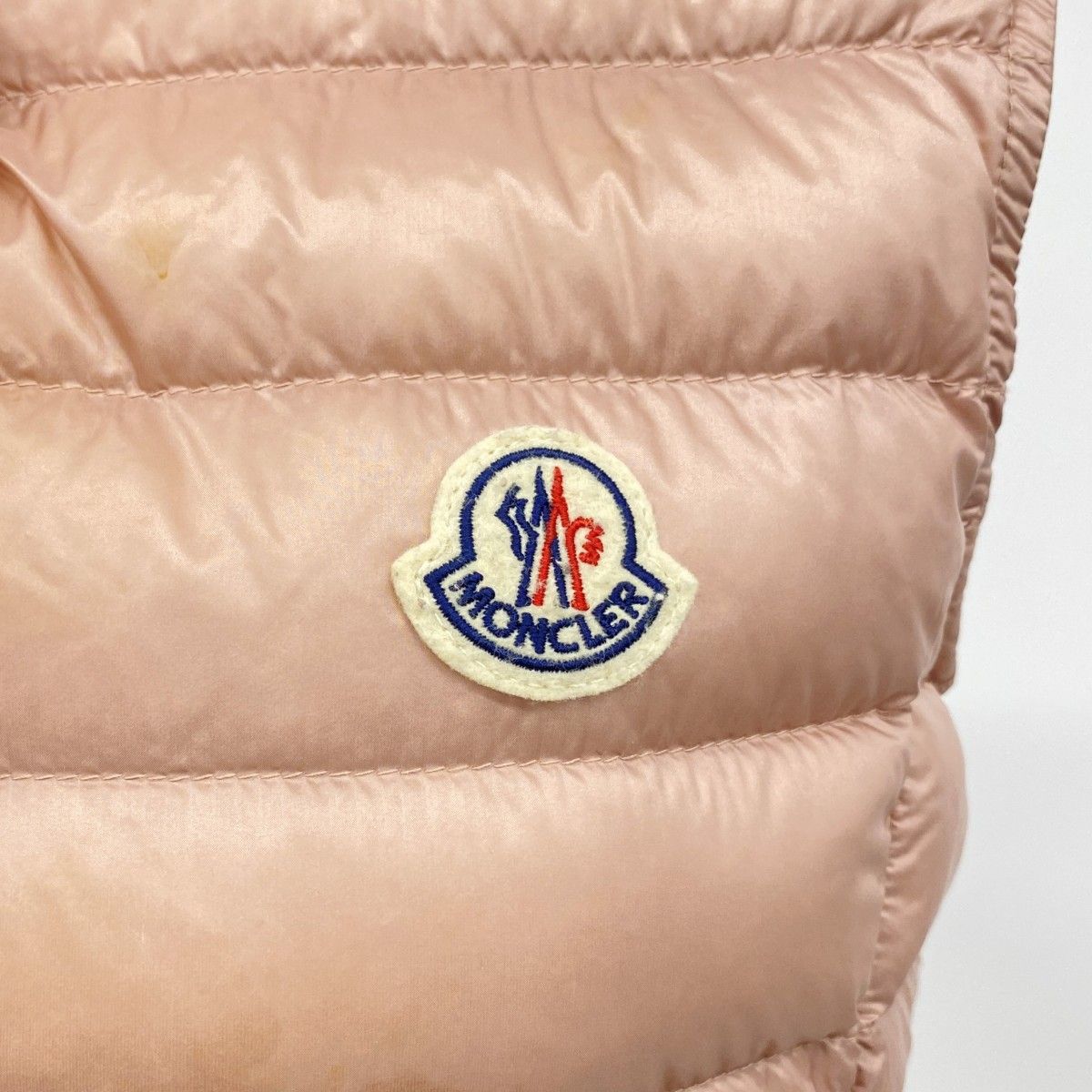 モンクレール ダウンベスト