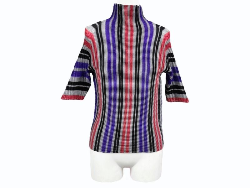 極美品 ISSEY MIYAKE イッセイミヤケ PLEATS (T.) 半袖トップス