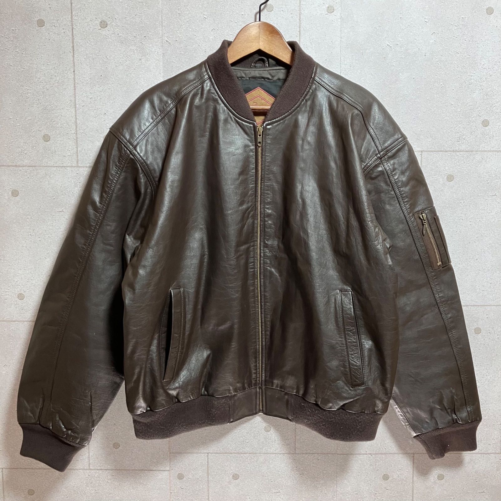 Weekends レザー ジャケット ブルゾン MA-1 ジャケット 本革 Weekends レザー ジャケット ブルゾン MA-1 ジャケット 本革