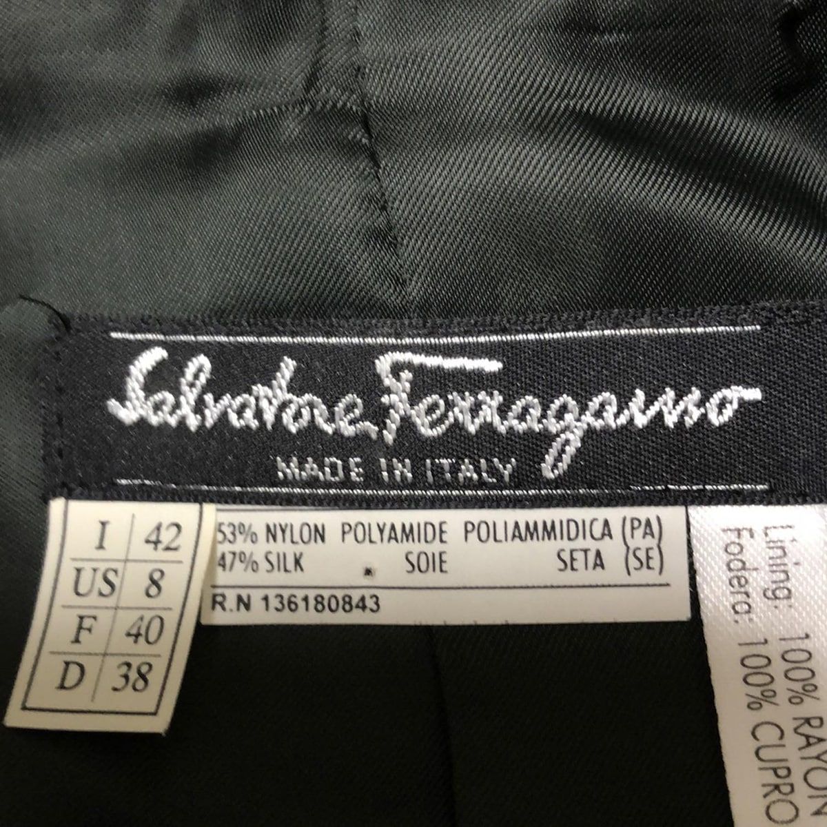 『美品』SalvatoreFerragamoフェラガモジャケット38サイズ FERRAGAMO/SalvatoreFerragamo(サルバトーレフェラガモ