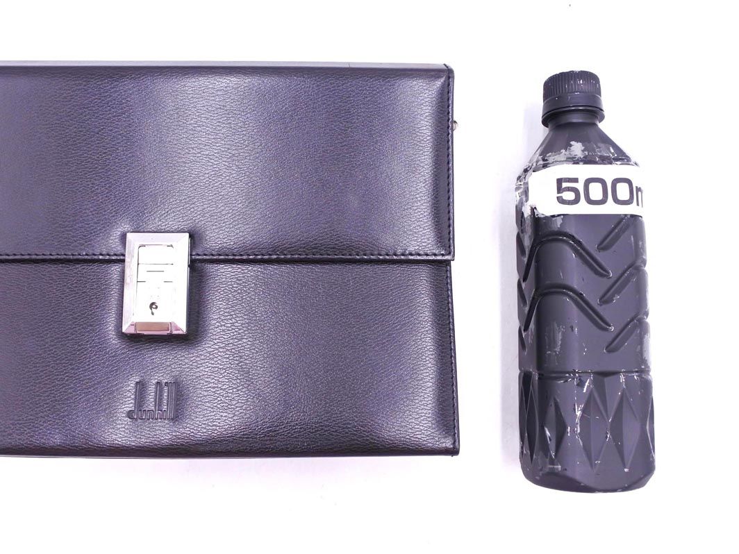 ダンヒル　dunhill クラッチバッグ　セカンドバッグ　レザー　黒　鍵付 美品 dunhill ダンヒル 本革 レザー クラッチ バッグ 黒